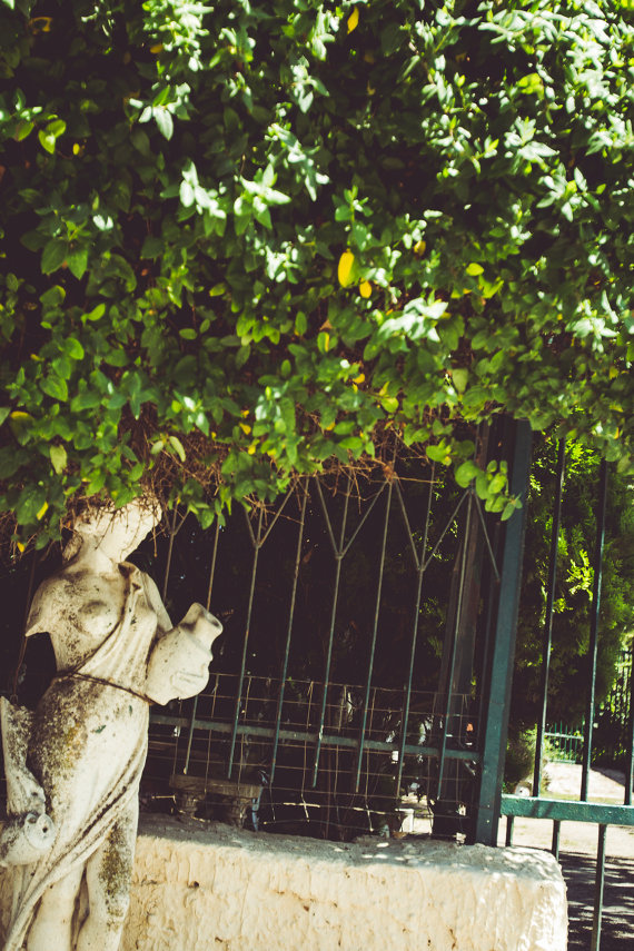 The entryway to an Italian home.